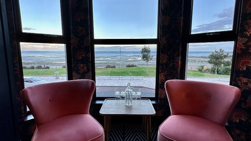 The Avoca Hotel - Oda