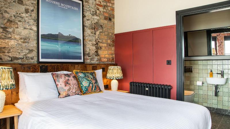 The Avoca Hotel - Oda