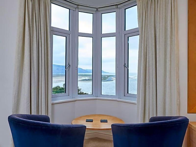 Bae Abermaw Hotel - Oda