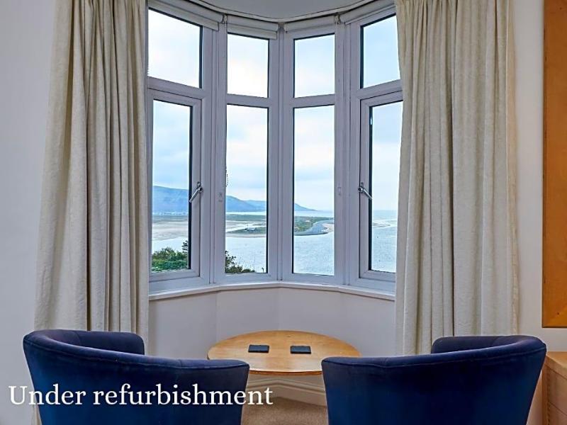 Bae Abermaw Hotel - Oda