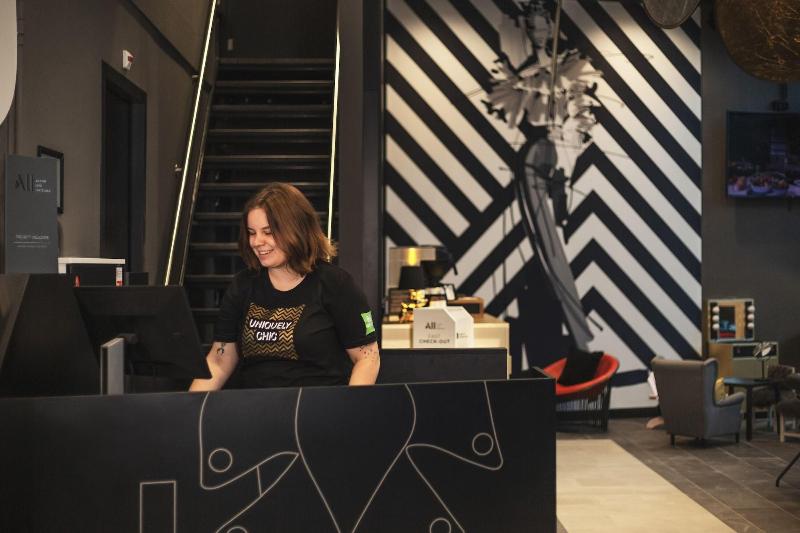 ibis Styles Arnhem Centre - Lobi