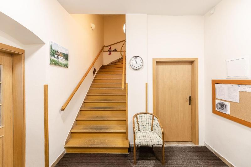 Hotel Perla Jizery - Lobi
