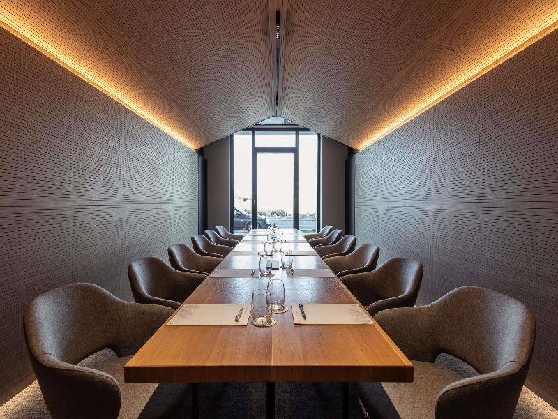 Novotel Düsseldorf Havaalanı - Toplantı