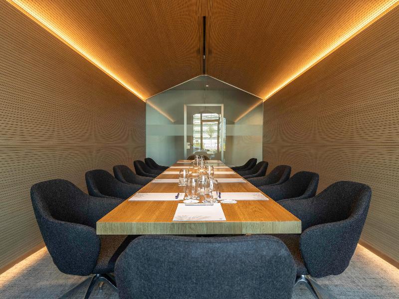 Novotel Düsseldorf Havaalanı - Toplantı