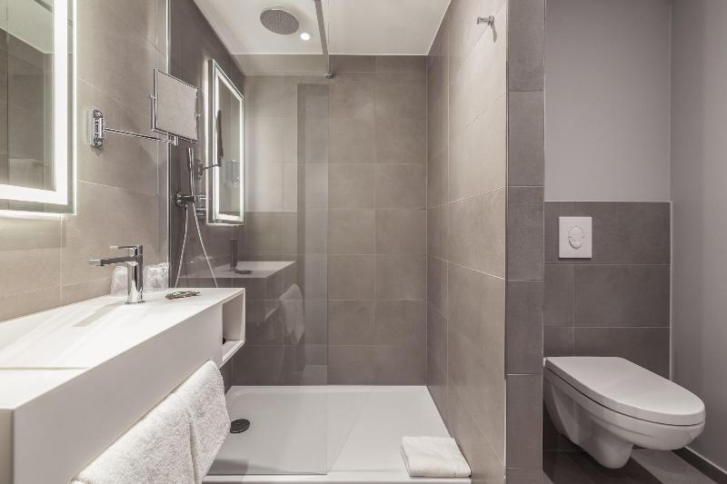 Novotel Düsseldorf Havaalanı - Oda