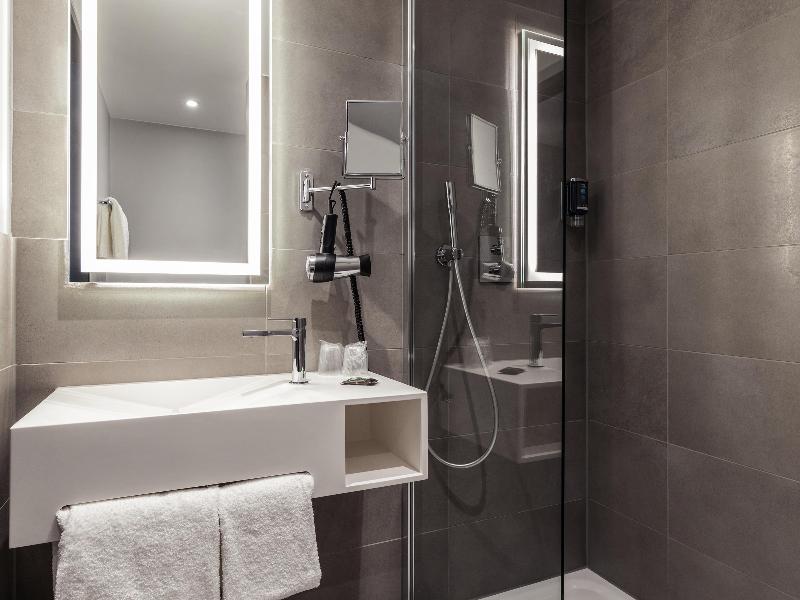 Novotel Düsseldorf Havaalanı - Oda
