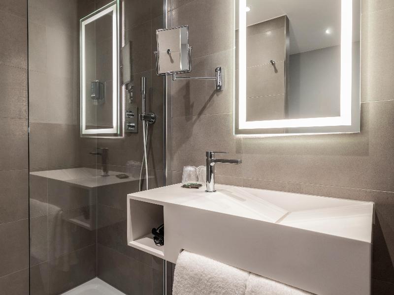 Novotel Düsseldorf Havaalanı - Oda