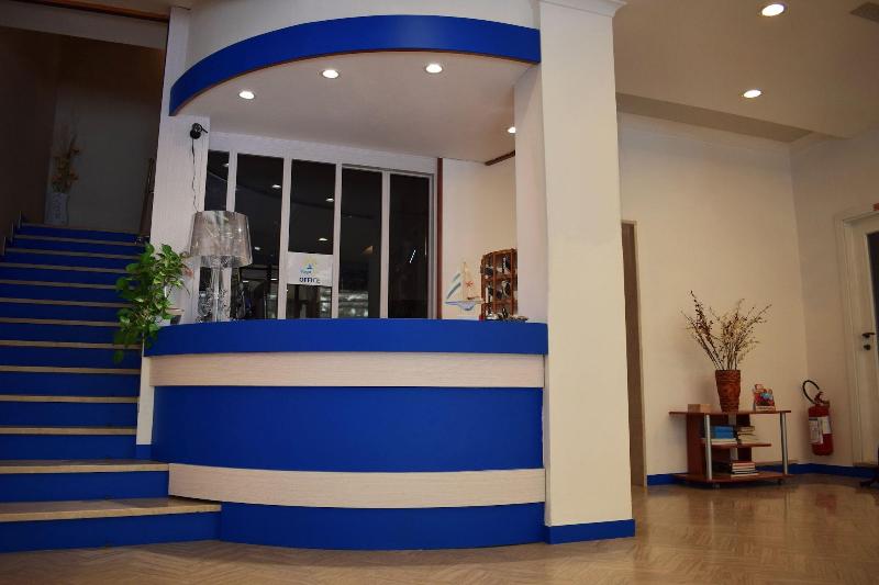 Hotel Arno - Lobi