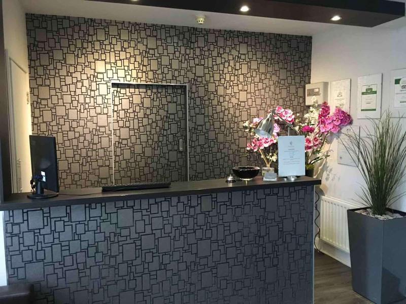 Croft Court Hotel - Lobi
