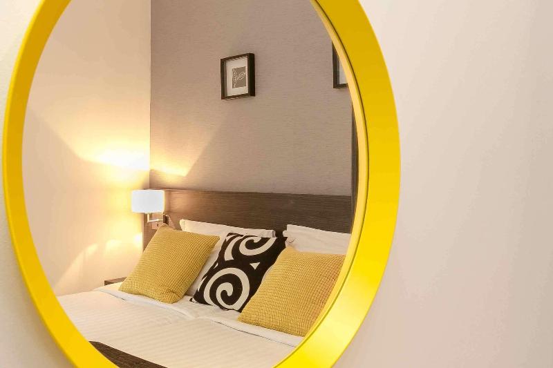 Croft Court Hotel - Genel