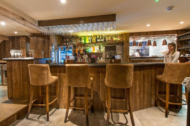 Barley Mow - Bar