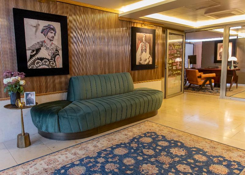 MUZE Hotel Dusseldorf - Handwritten Collection - Lobi