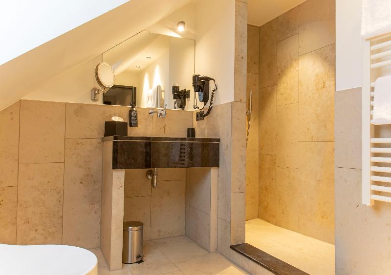 MUZE Hotel Dusseldorf - Handwritten Collection - Oda