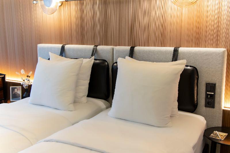 MUZE Hotel Dusseldorf - Handwritten Collection - Oda