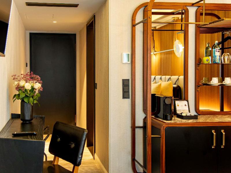 MUZE Hotel Dusseldorf - Handwritten Collection - Oda