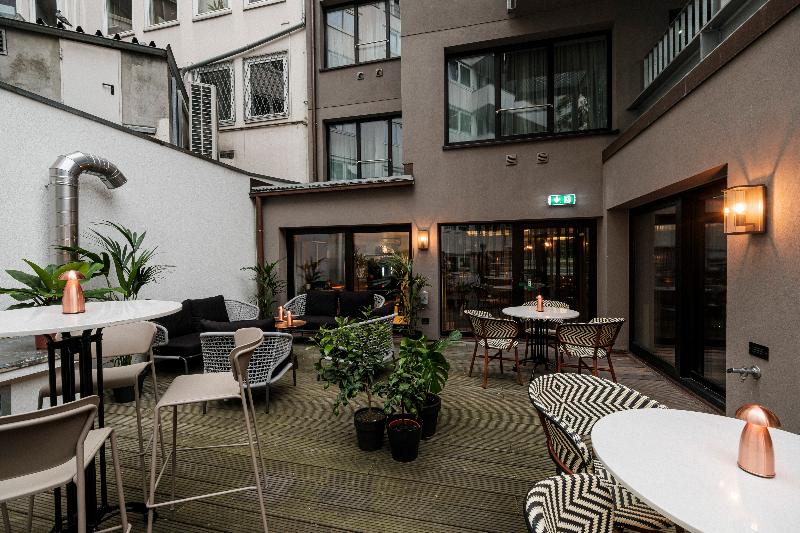 MUZE Hotel Dusseldorf - Handwritten Collection - Teras