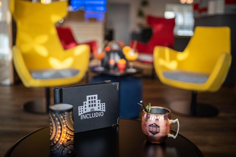 TOP VCH Hotel INCLUDiO Regensburg - Lobi