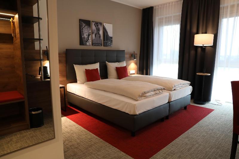 TOP VCH Hotel INCLUDiO Regensburg - Oda