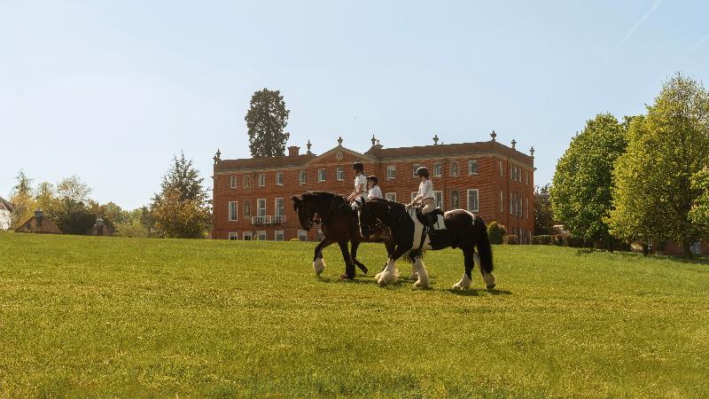 Four Seasons Hotel Hampshire - Genel