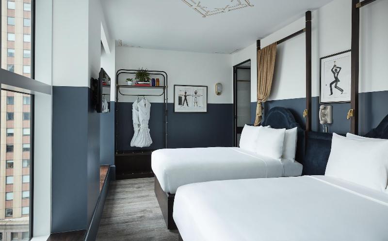 Civilian Hotel - Oda