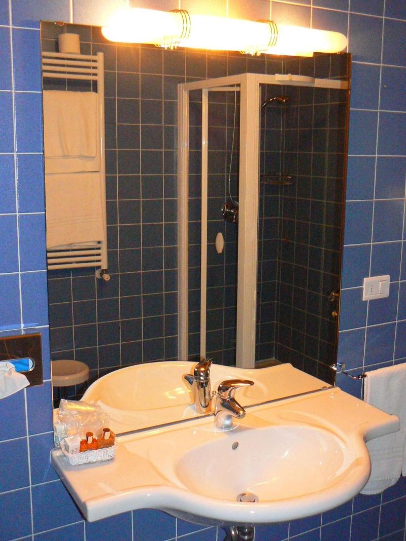 Hotel Due Torri Tempesta - Oda