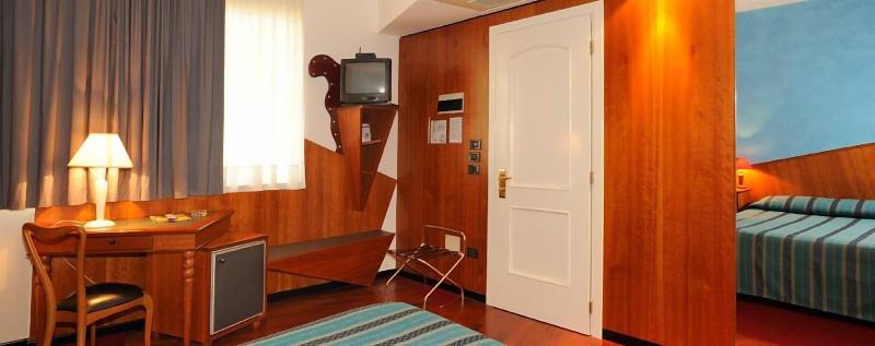 Hotel Due Torri Tempesta - Oda