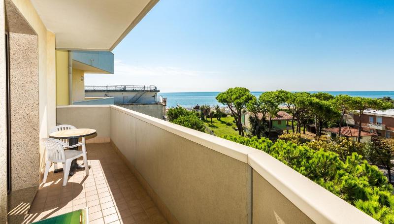 Residence California - Genel