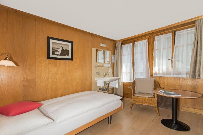 Hotel Alpina - Oda