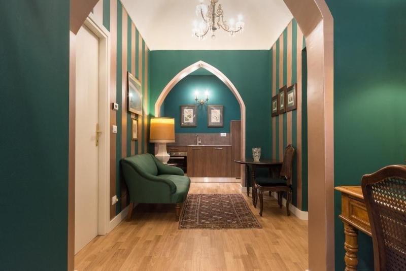 Porta Palace Apartments - Lobi