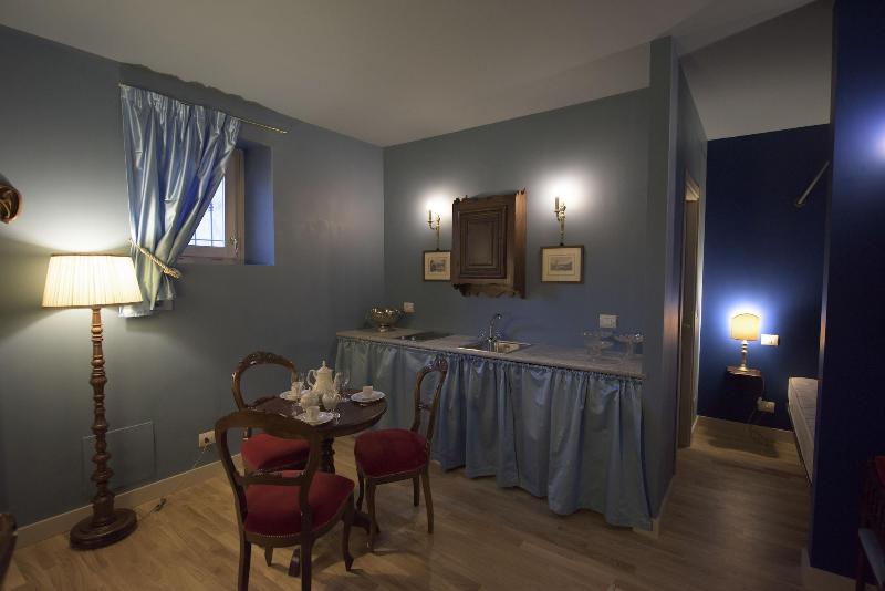 Porta Palace Apartments - Oda