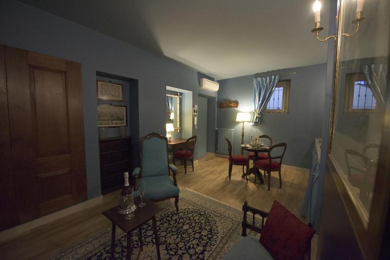 Porta Palace Apartments - Oda