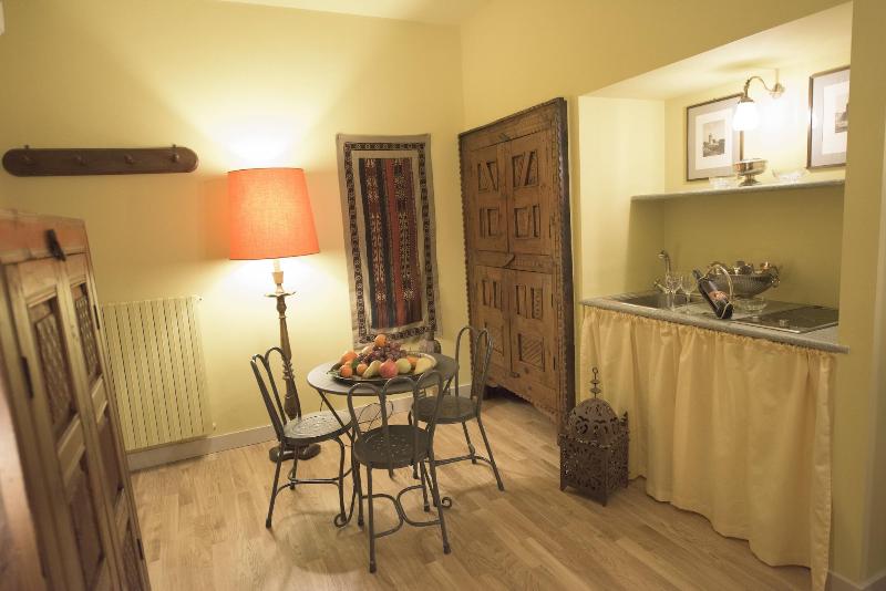 Porta Palace Apartments - Oda