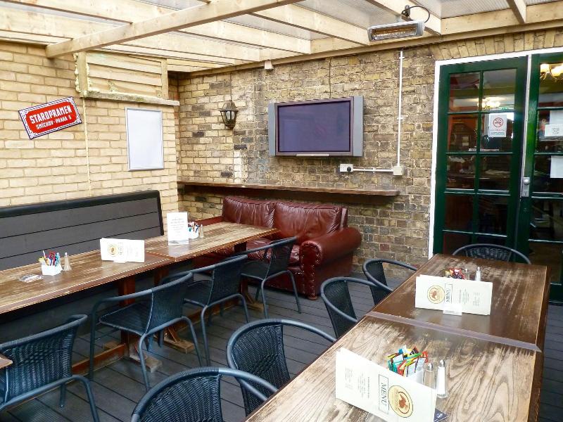 The Earl of Derby - Inn - Restoran