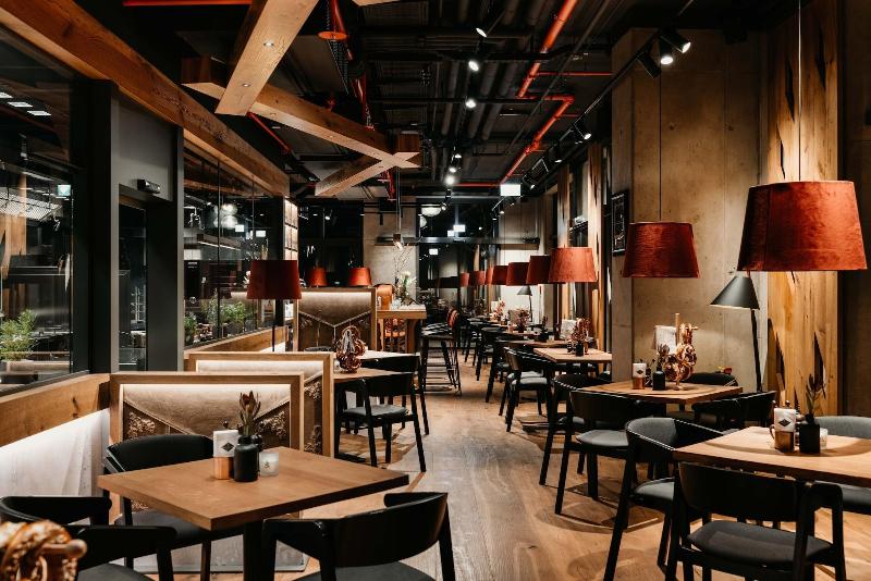 DO & CO Hotel MÃ¼nchen - Restoran