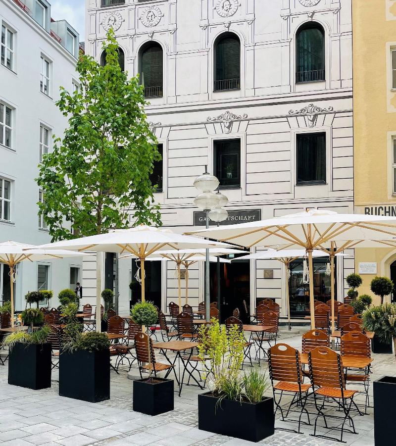 DO & CO Hotel MÃ¼nchen - Teras