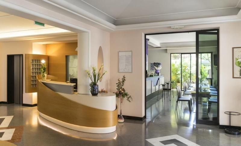 Hotel Sampaoli - Lobi