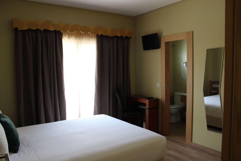Beleza Serra Guide Hotel - Oda