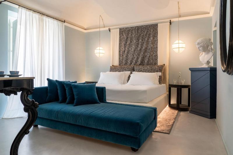 Q92 Noto Hotel - Oda