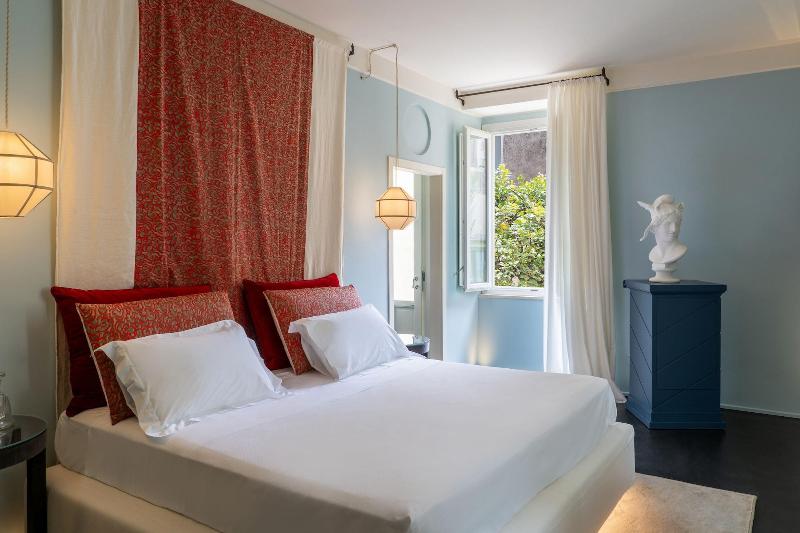 Q92 Noto Hotel - Oda