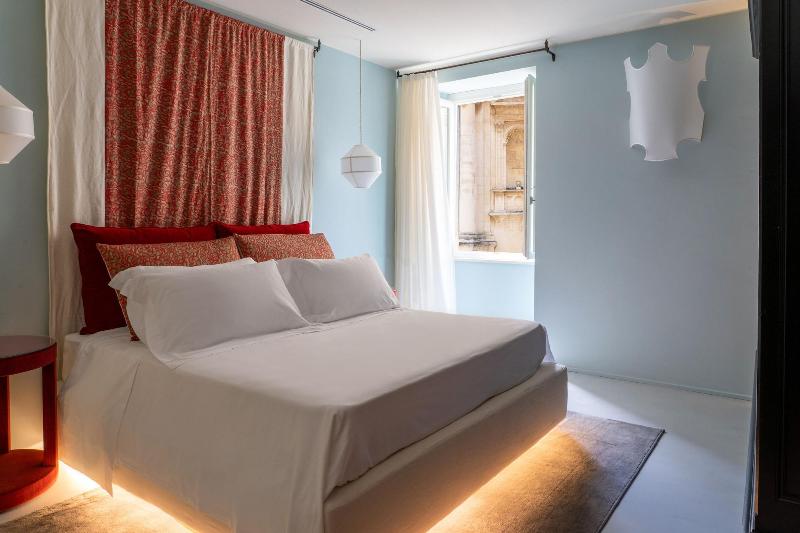 Q92 Noto Hotel - Oda