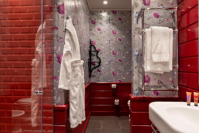 Q92 Noto Hotel - Oda