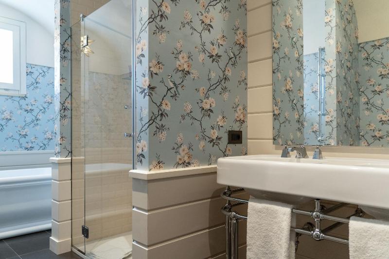 Q92 Noto Hotel - Oda