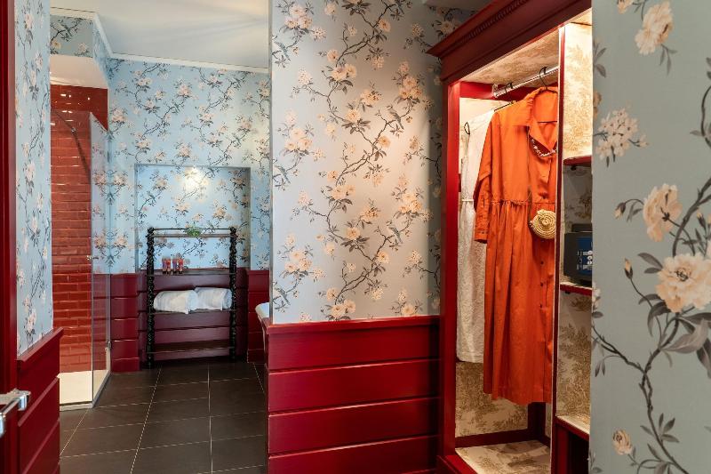 Q92 Noto Hotel - Oda