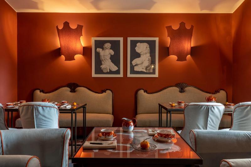 Q92 Noto Hotel - Restoran