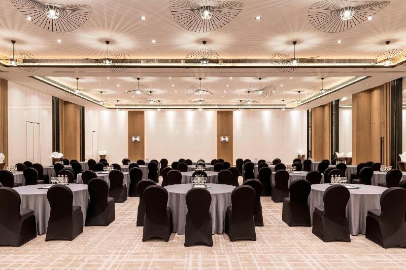 Le Royal Meridien Beach Resort and Spa - Toplantı