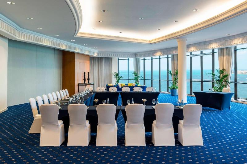 Le Royal Meridien Beach Resort and Spa - Toplantı