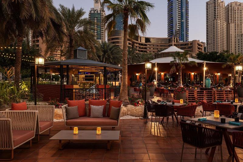 Le Royal Meridien Beach Resort and Spa - Restoran