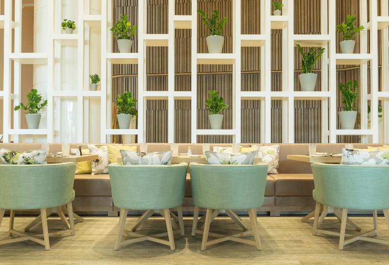 Le Royal Meridien Beach Resort and Spa - Restoran