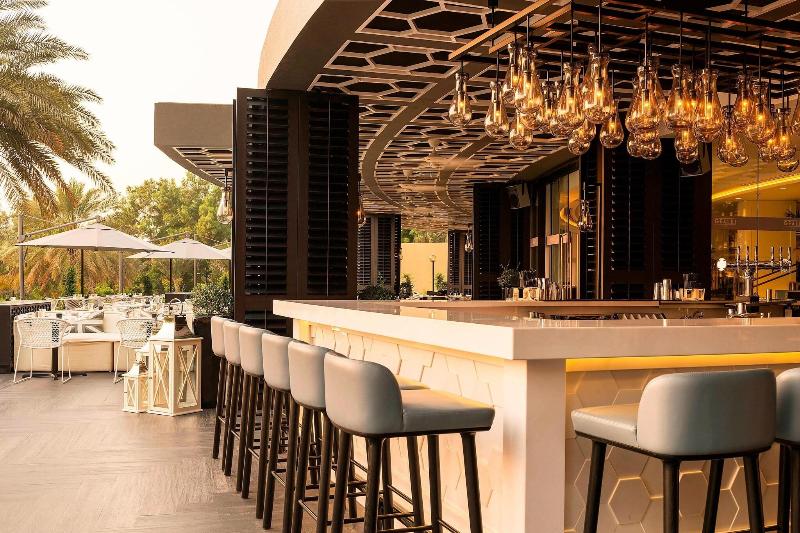 Le Royal Meridien Beach Resort and Spa - Restoran