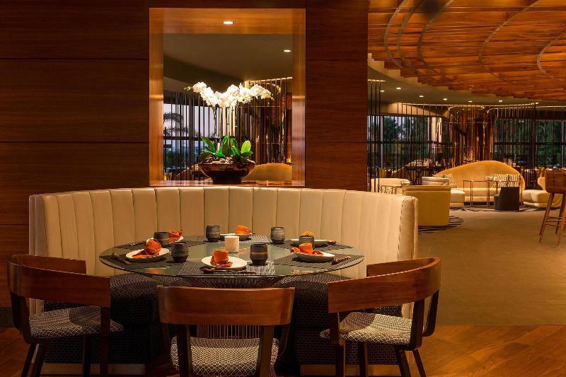 Le Royal Meridien Beach Resort and Spa - Restoran
